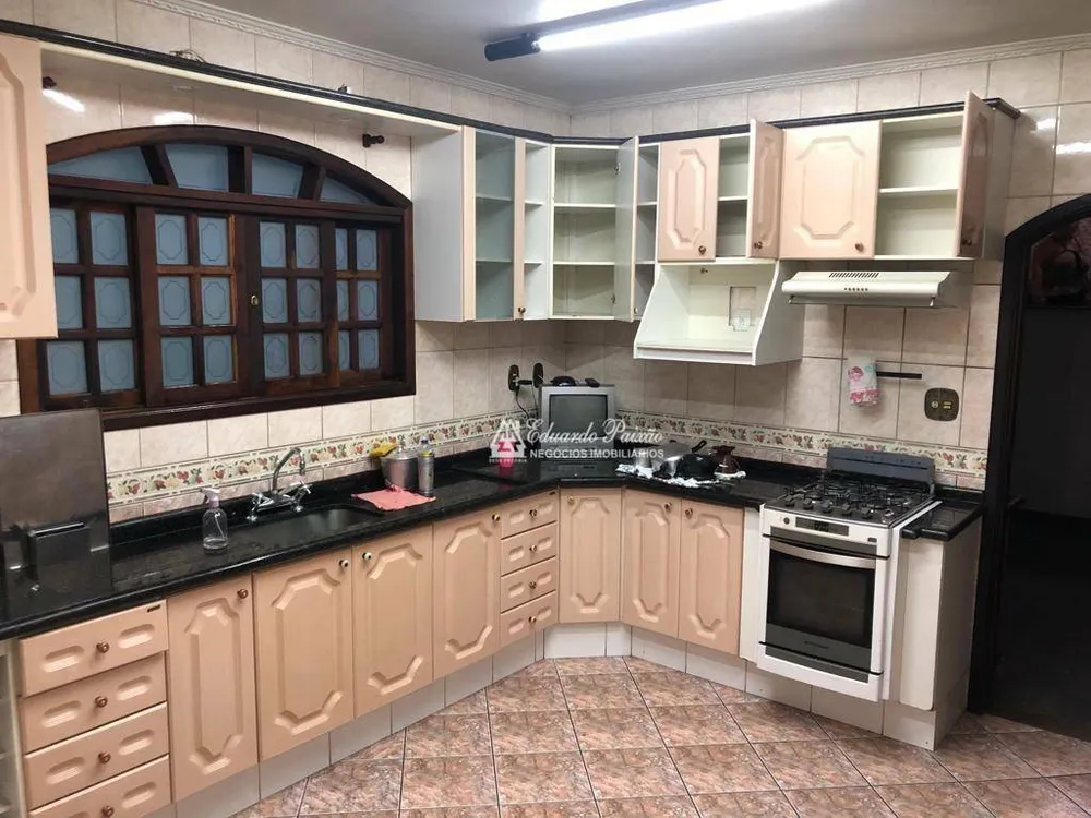 Sobrado, 3 quartos, 300 m² - Foto 1