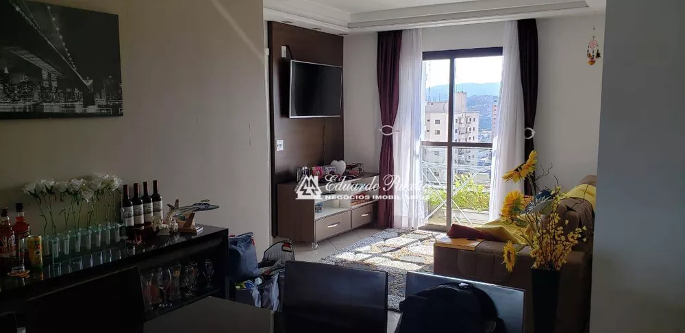 Apartamento à venda com 3 quartos, 109m² - Foto 1