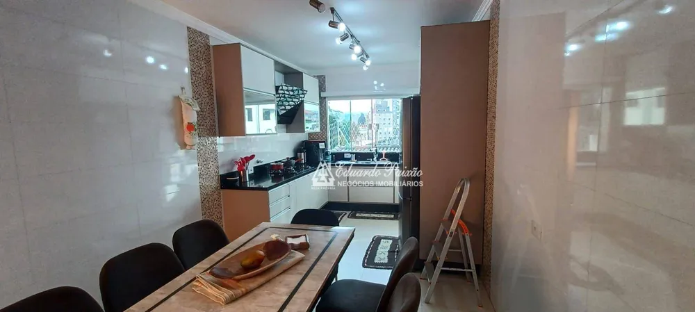 Sobrado, 3 quartos, 244 m² - Foto 5