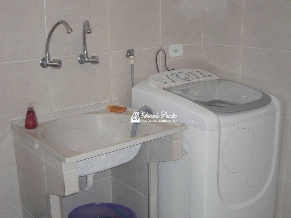 Casa, 3 quartos, 246 m² - Foto 4