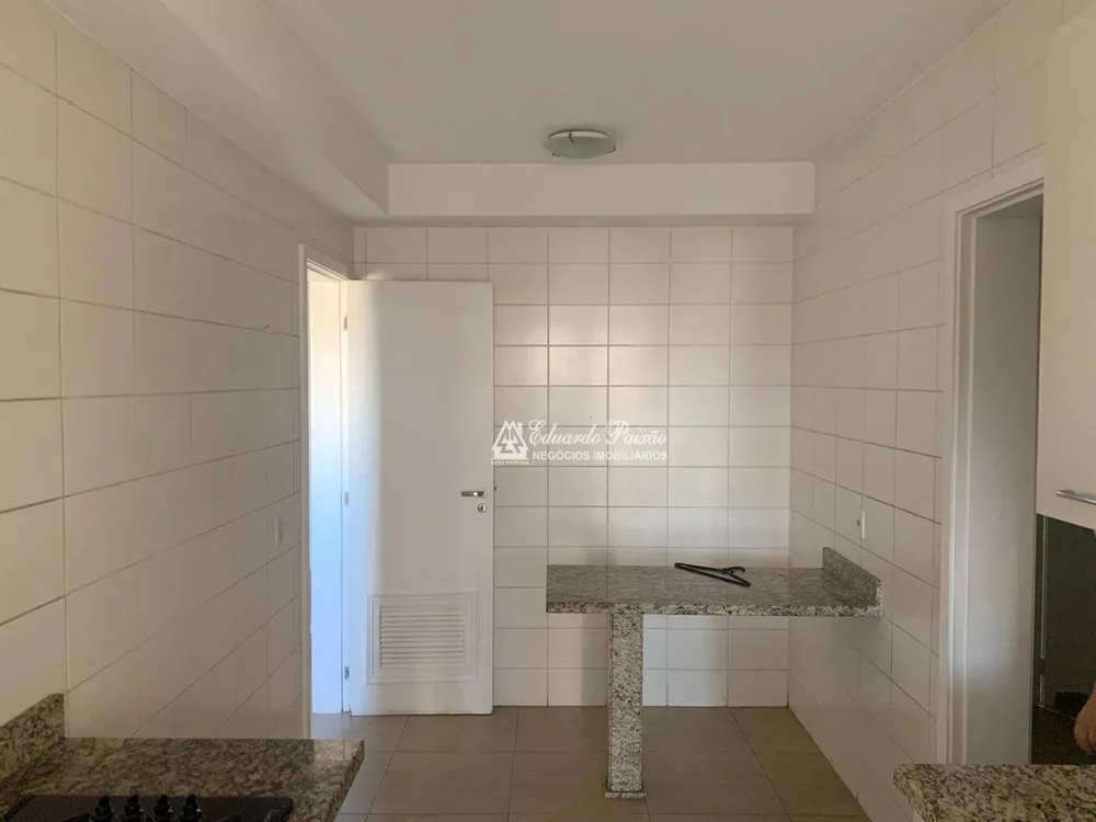 Apartamento à venda com 3 quartos, 115m² - Foto 3