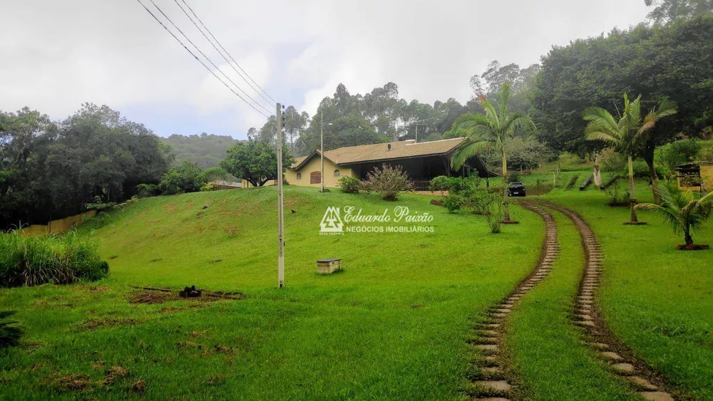 Chácara à venda com 4 quartos, 420m² - Foto 2