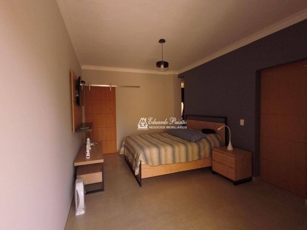 Sobrado à venda com 3 quartos, 220m² - Foto 2