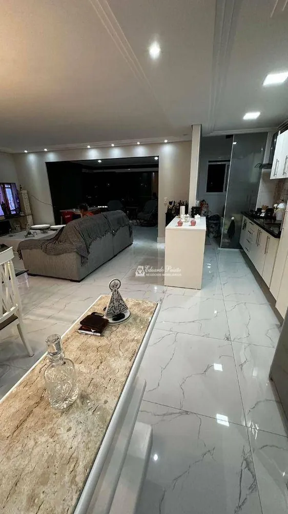 Apartamento, 3 quartos, 100 m² - Foto 1
