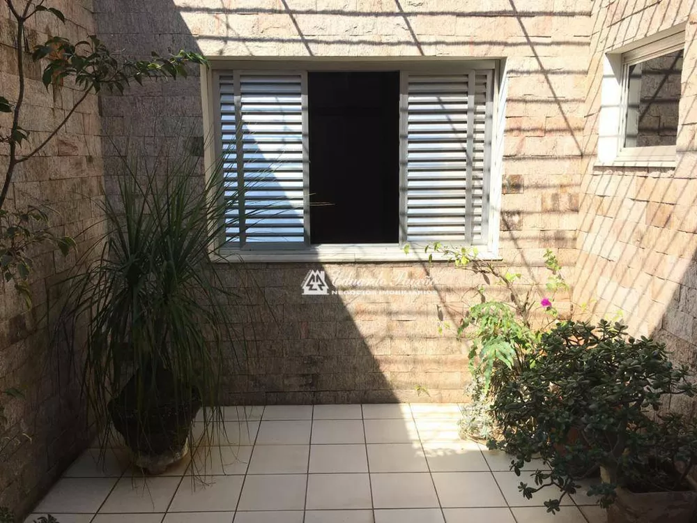Casa, 3 quartos, 280 m² - Foto 9