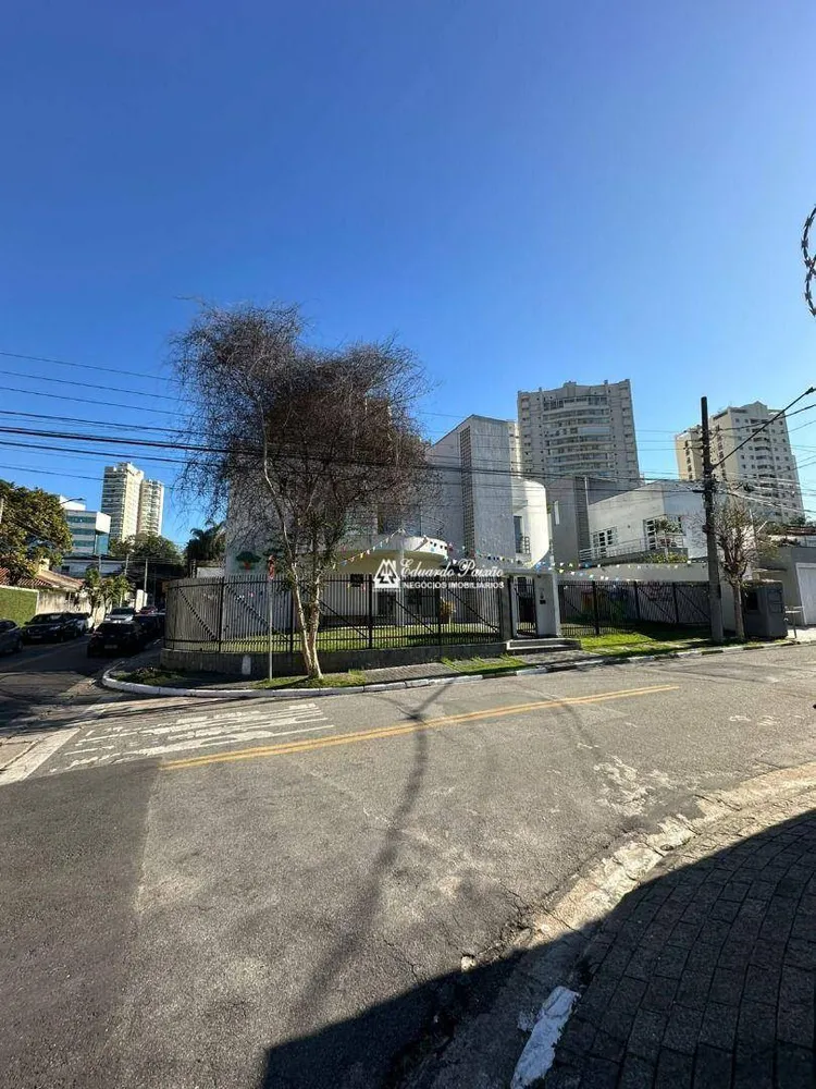 Prédio Inteiro, 550 m² - Foto 1
