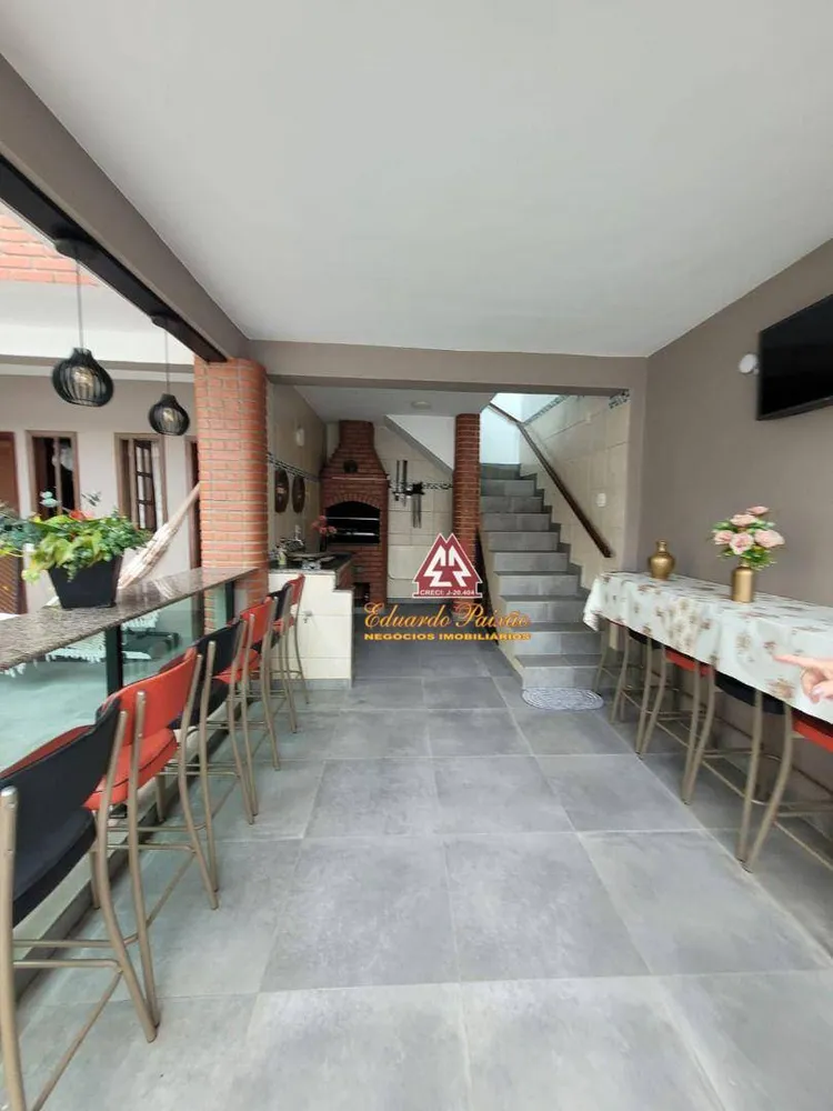 Casa, 3 quartos, 225 m² - Foto 7