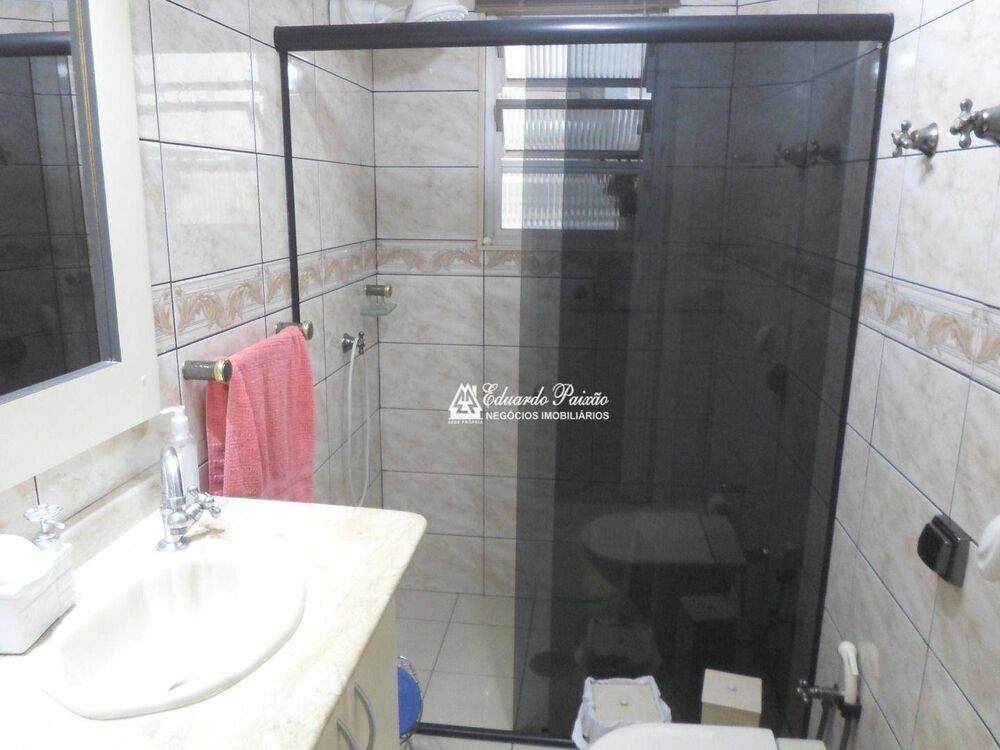Sobrado, 5 quartos, 247 m² - Foto 1