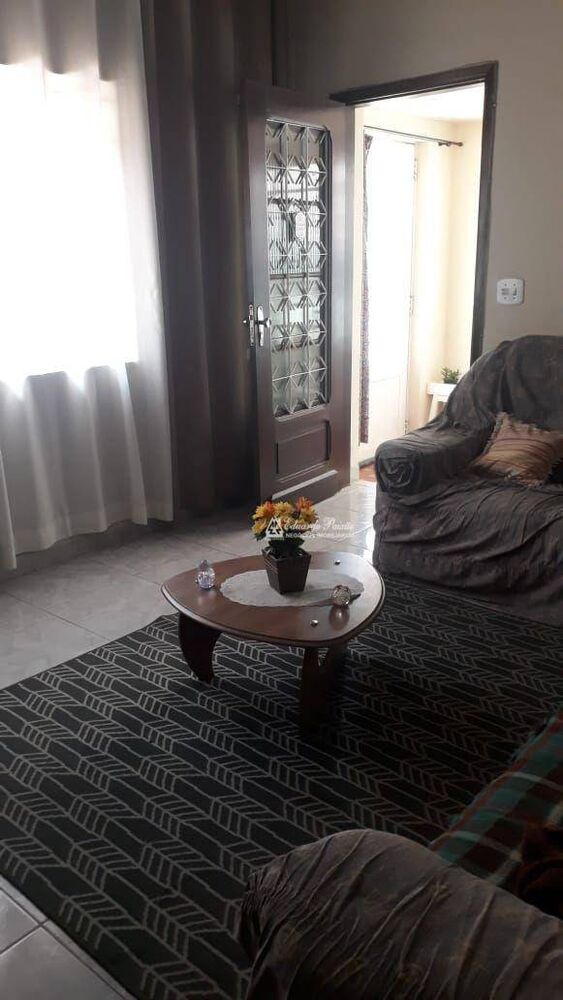 Casa, 3 quartos, 121 m² - Foto 1