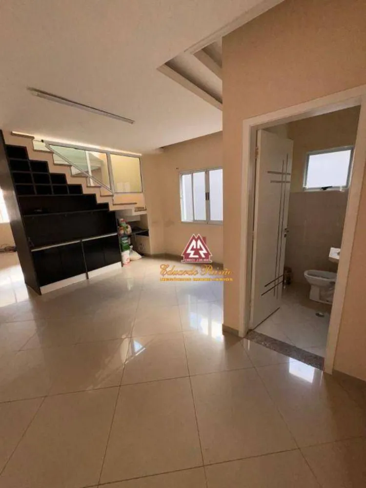 Sobrado, 3 quartos, 180 m² - Foto 1