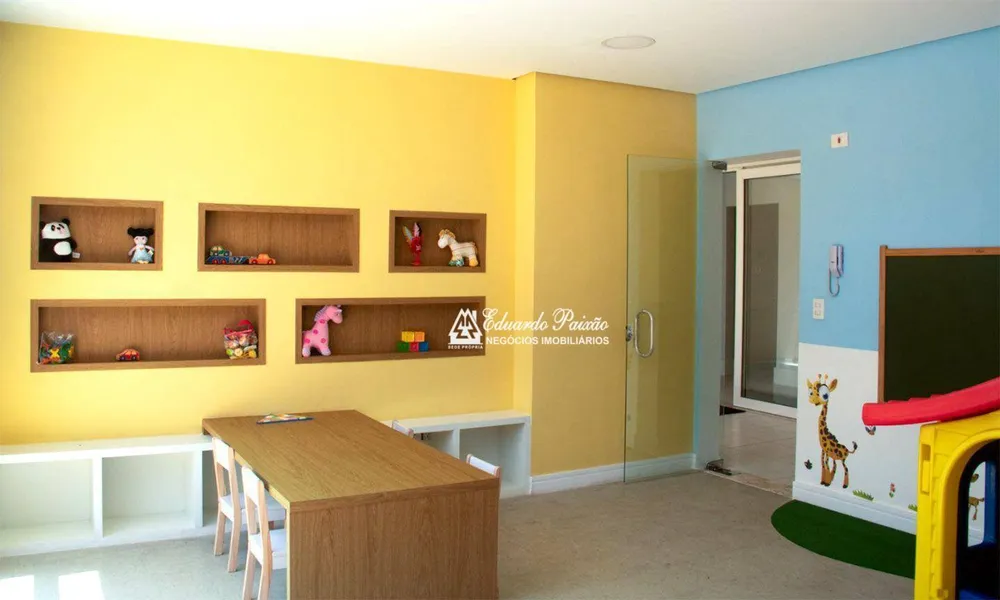 Apartamento, 3 quartos, 162 m² - Foto 2