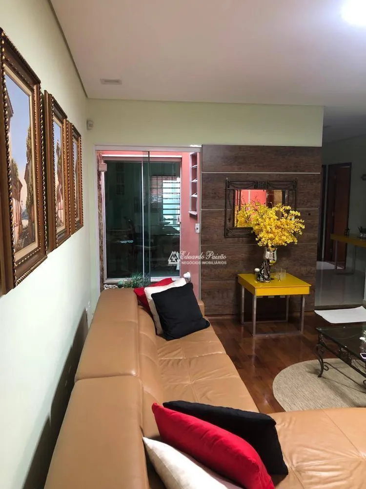 Casa, 3 quartos, 260 m² - Foto 2