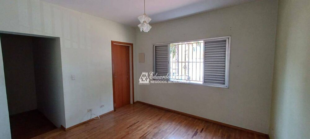 Sobrado, 3 quartos, 239 m² - Foto 2