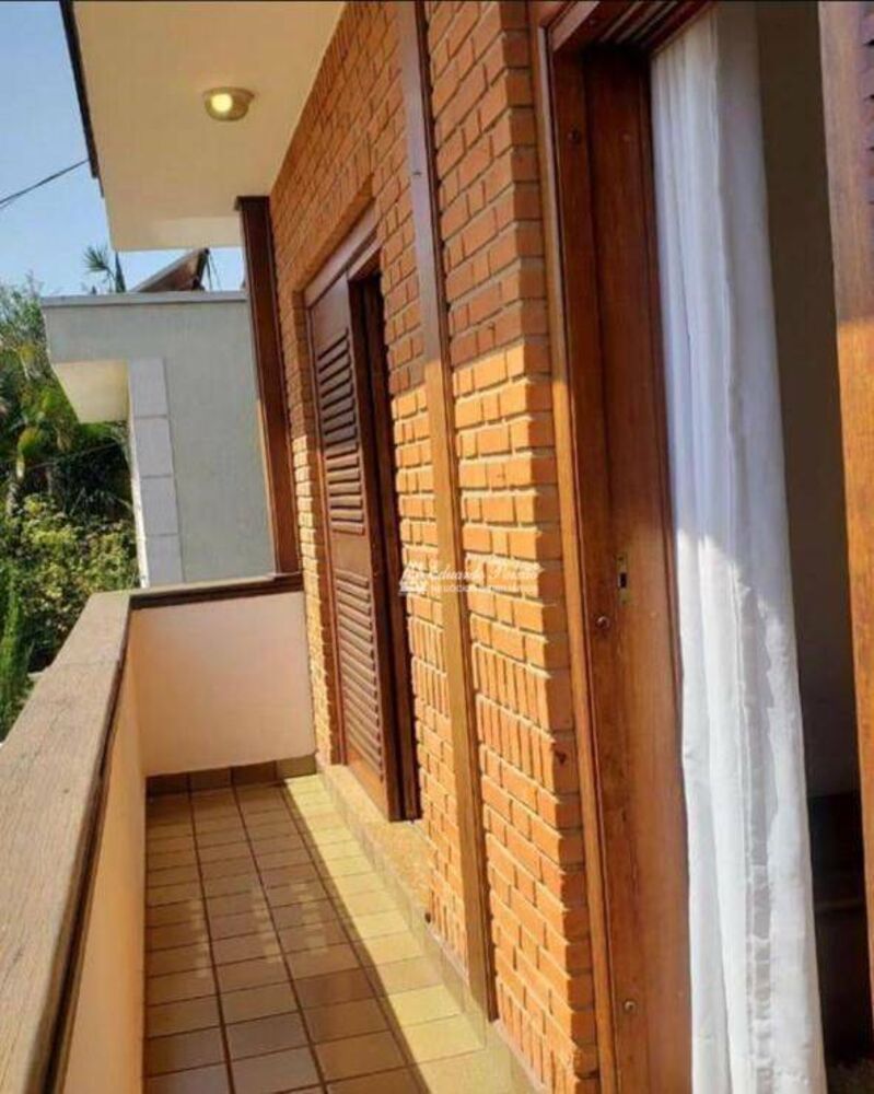 Sobrado, 4 quartos, 296 m² - Foto 1