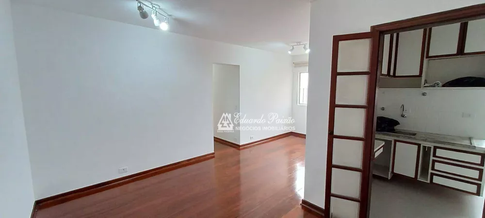 Apartamento à venda e aluguel com 3 quartos, 74m² - Foto 1