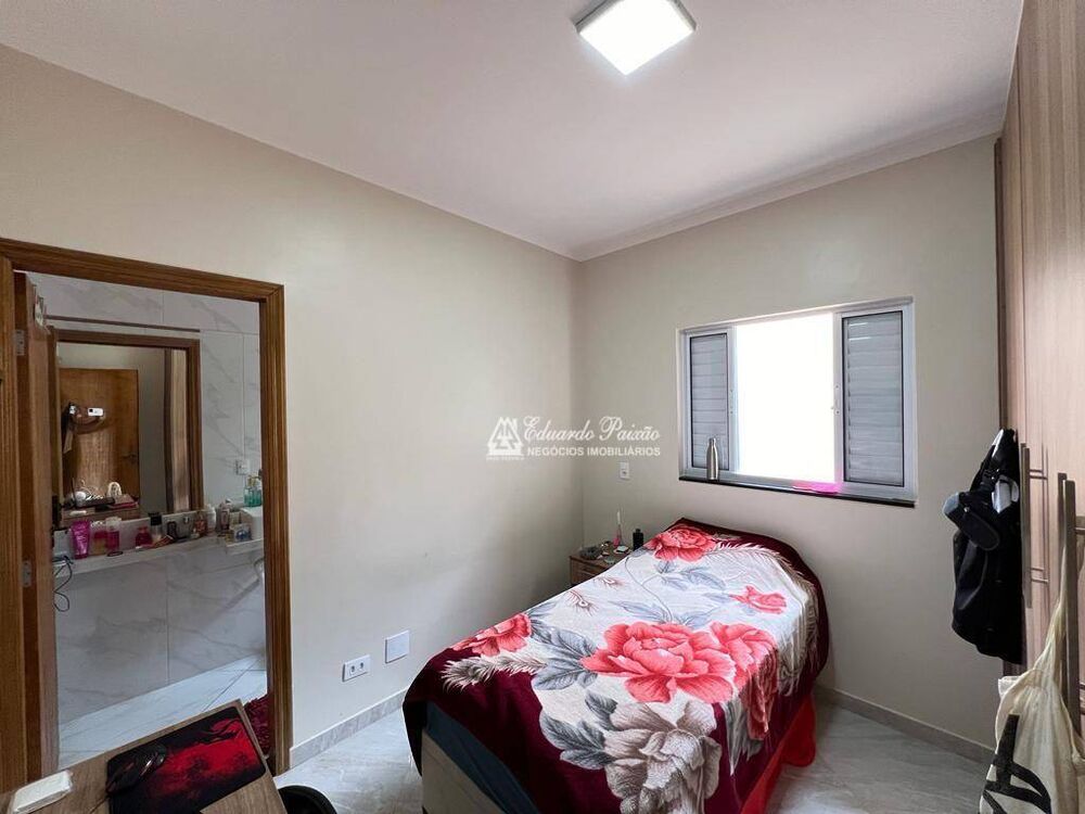 Casa, 3 quartos, 130 m² - Foto 2