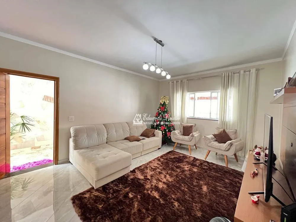Casa, 3 quartos, 130 m² - Foto 1