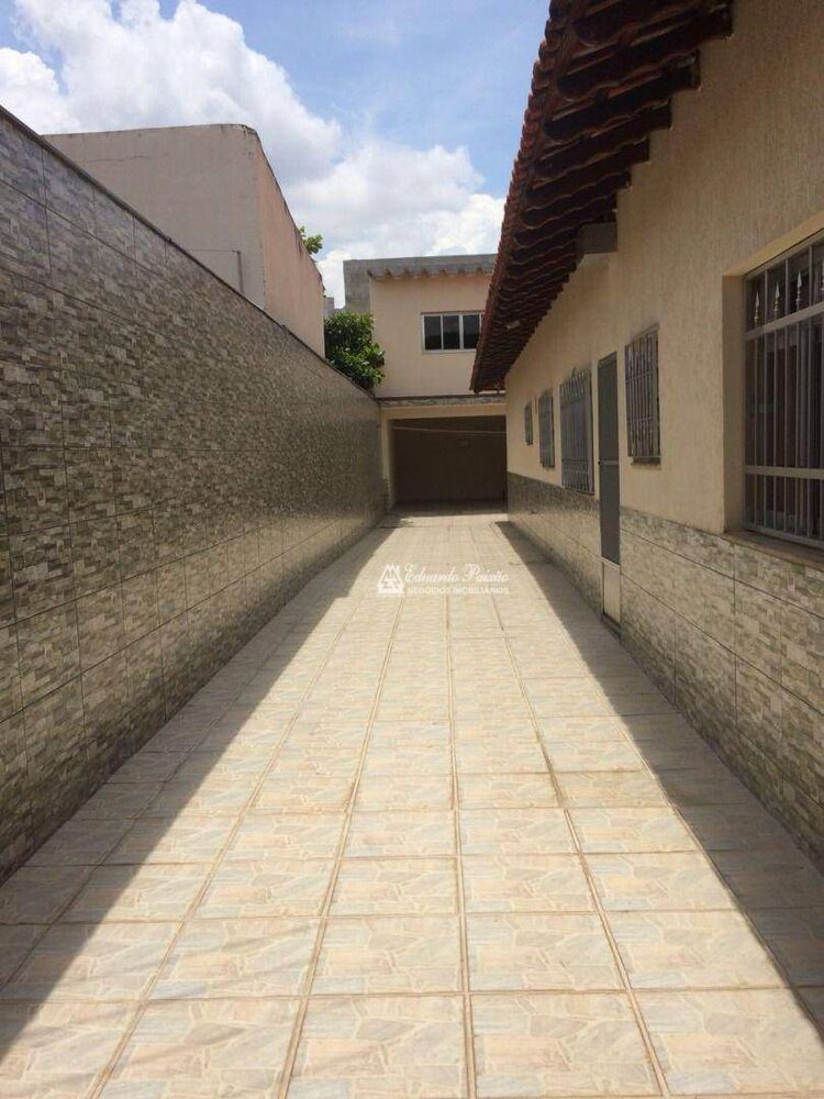 Casa, 3 quartos, 363 m² - Foto 4
