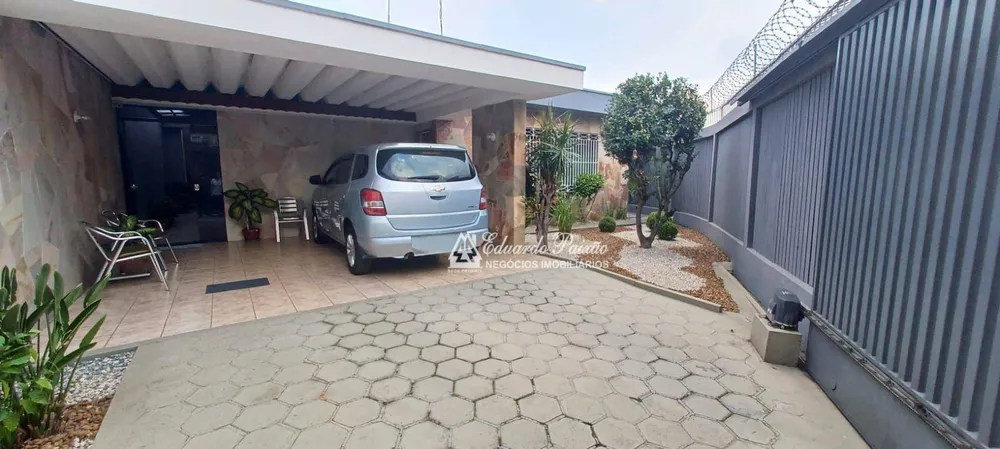 Casa, 3 quartos, 184 m² - Foto 2