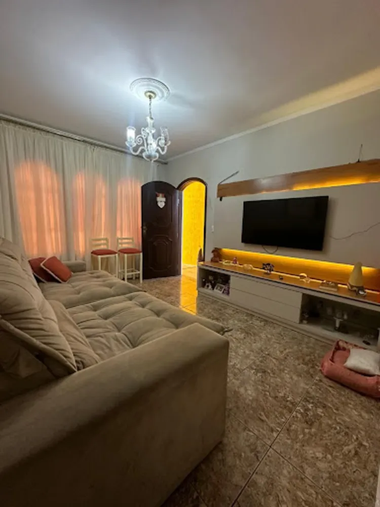 Sobrado, 3 quartos, 240 m² - Foto 1