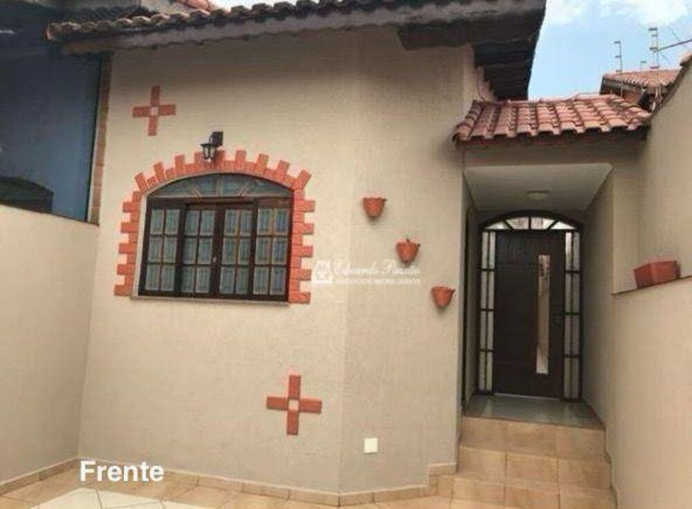 Casa à venda com 3 quartos, 150m² - Foto 1