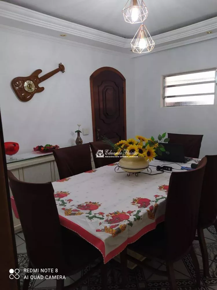 Sobrado à venda com 3 quartos, 290m² - Foto 4