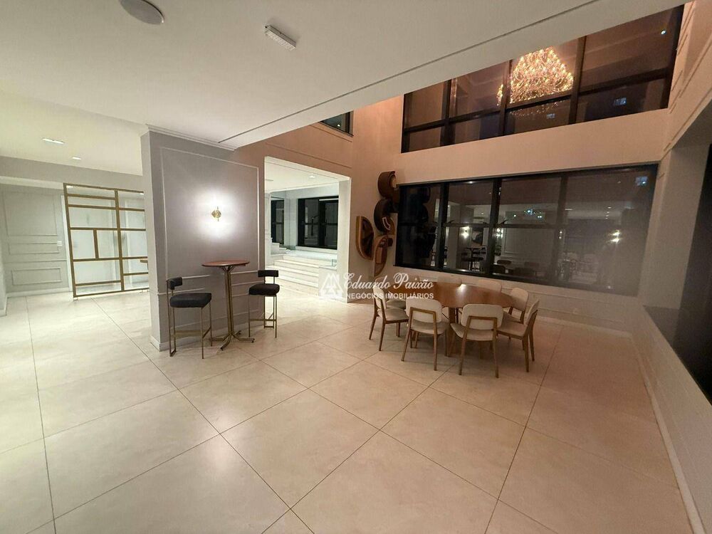 Apartamento à venda com 2 quartos, 81m² - Foto 4