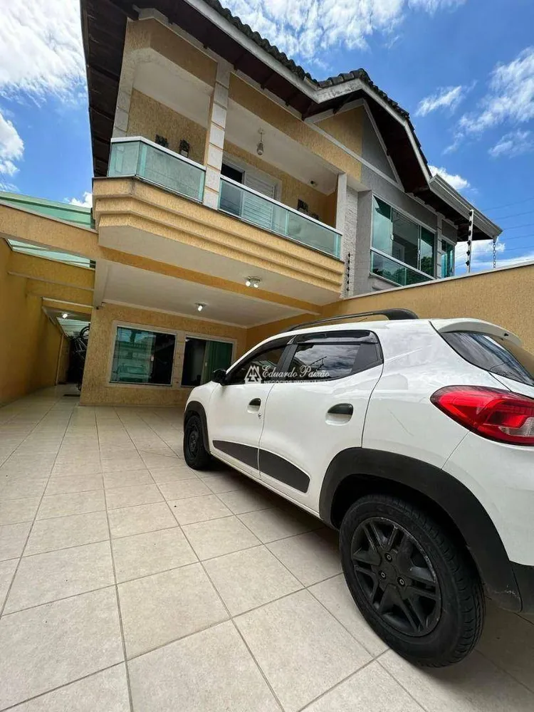 Sobrado, 3 quartos, 220 m² - Foto 2