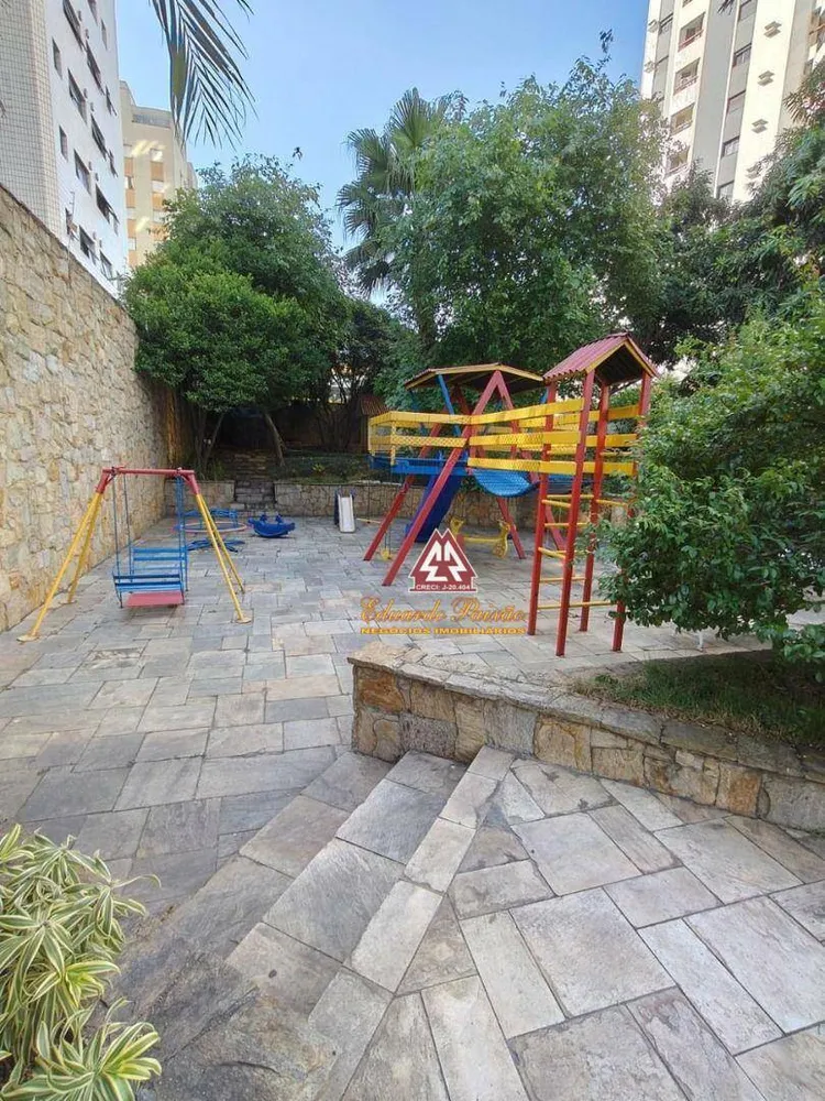 Apartamento, 3 quartos, 245 m² - Foto 5