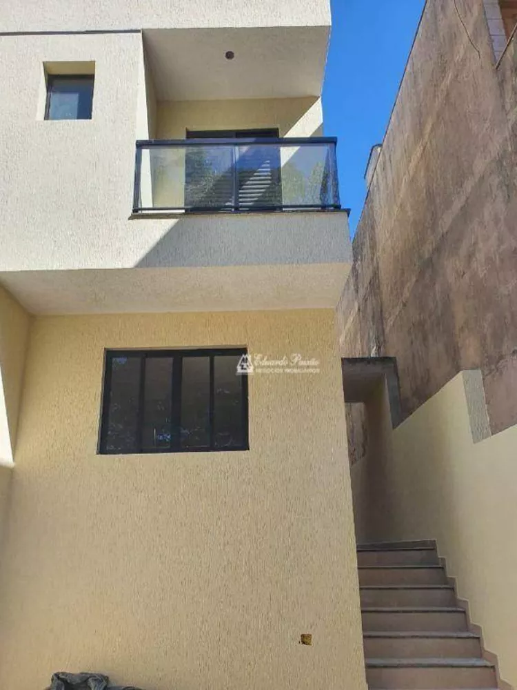 Sobrado à venda com 3 quartos, 100m² - Foto 2