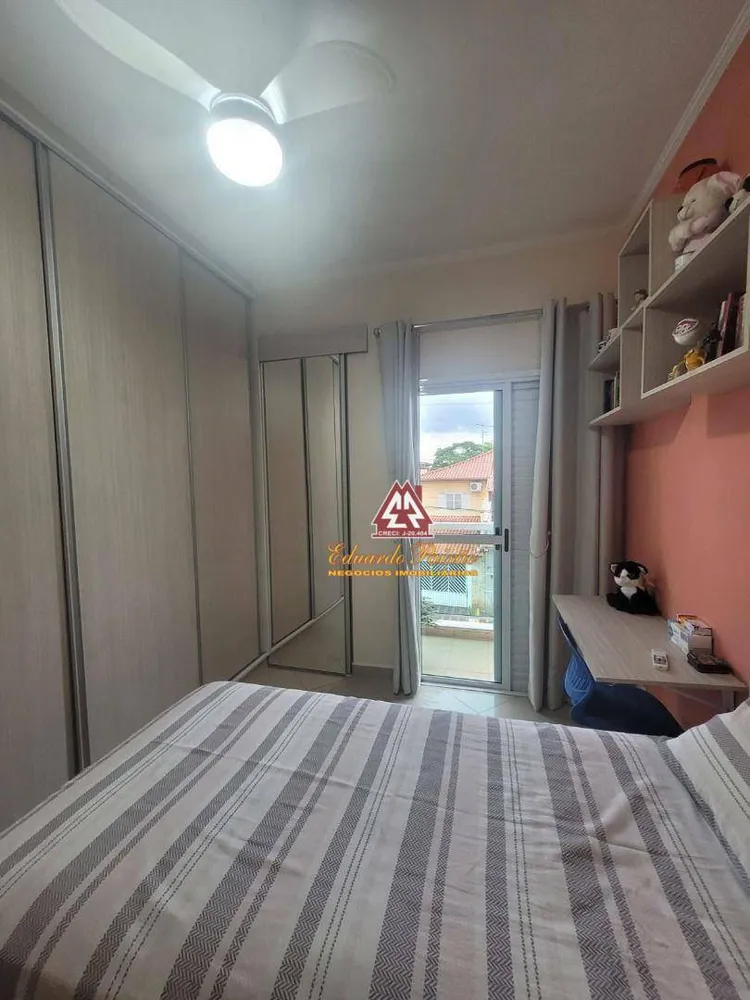 Sobrado, 3 quartos, 254 m² - Foto 1