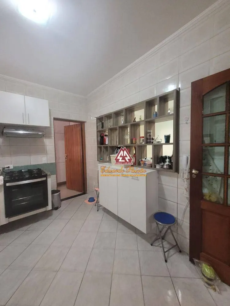 Sobrado, 3 quartos, 254 m² - Foto 4