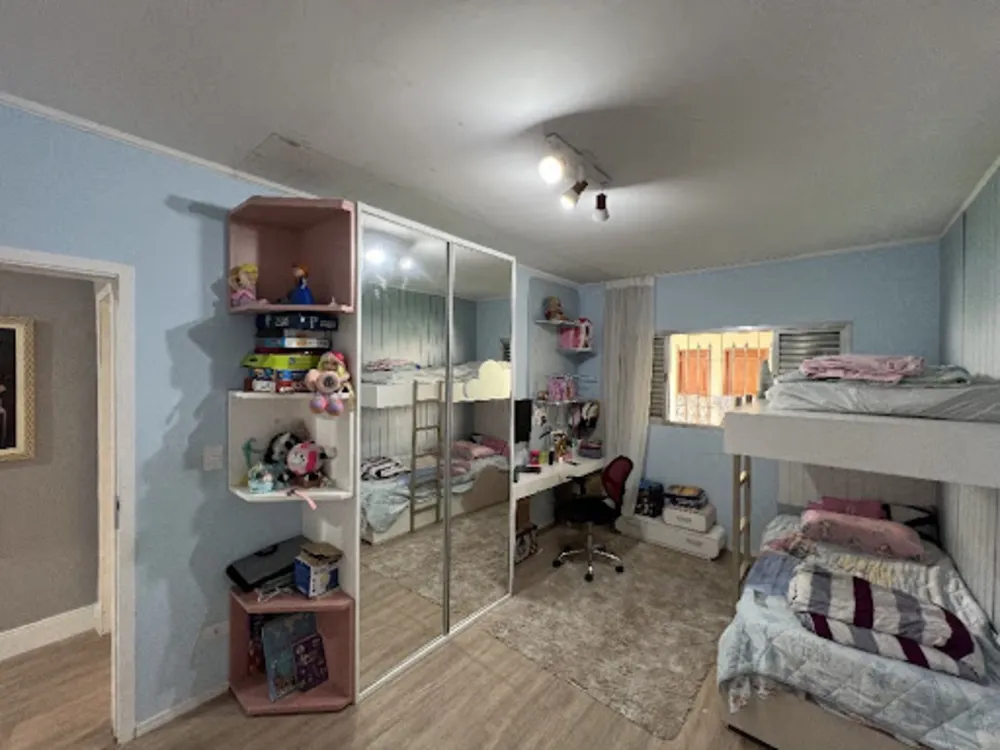 Casa, 4 quartos, 250 m² - Foto 13