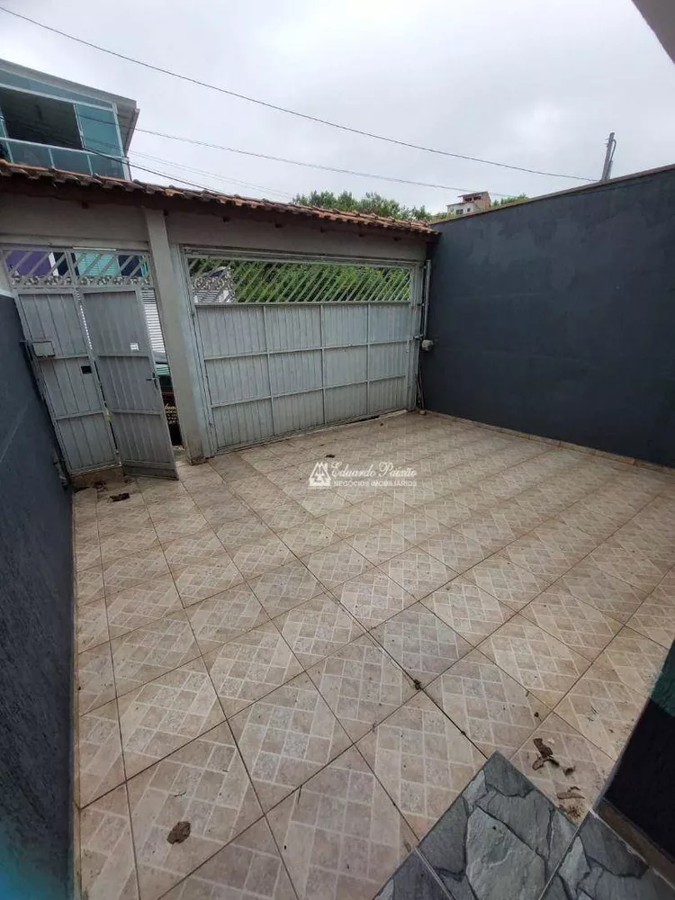 Sobrado para alugar com 3 quartos, 200m² - Foto 3