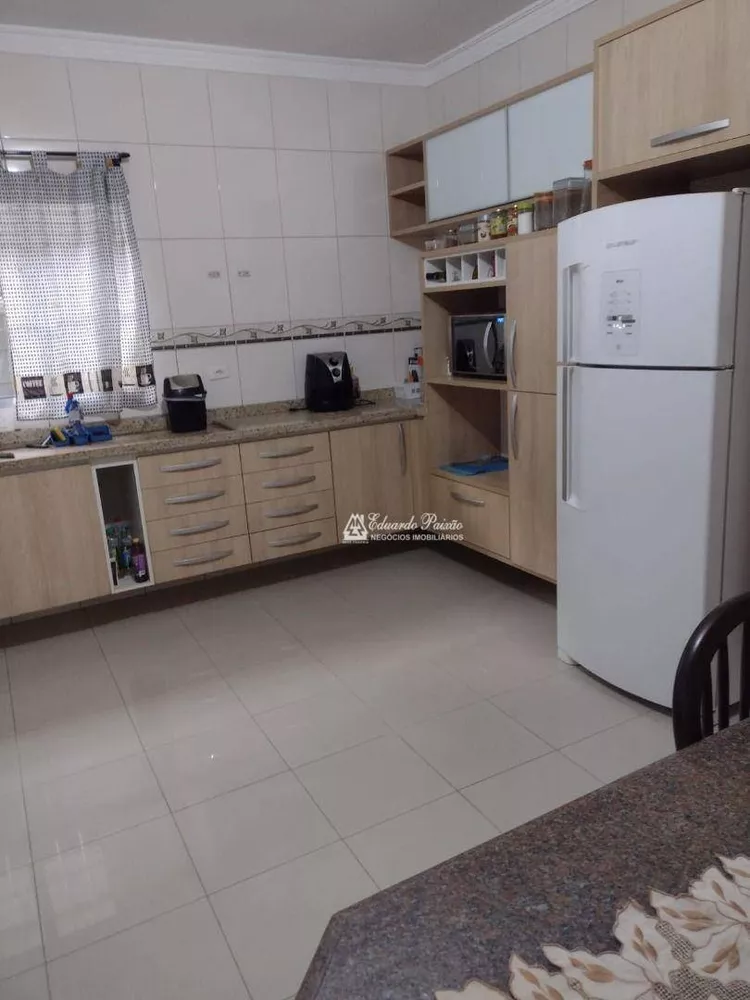 Sobrado à venda com 3 quartos, 110m² - Foto 3