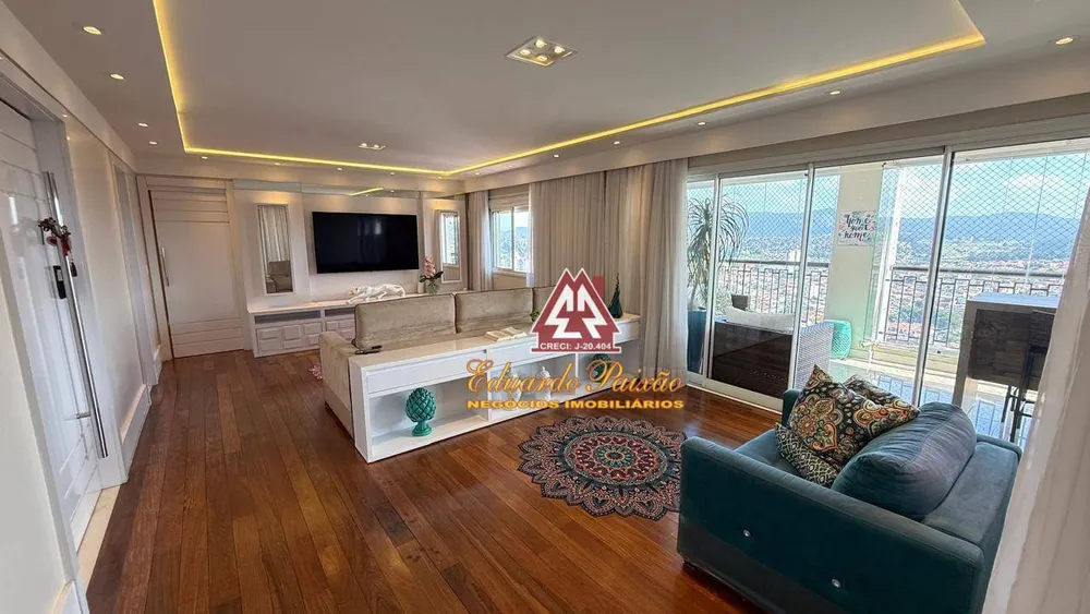 Apartamento, 3 quartos, 182 m² - Foto 1