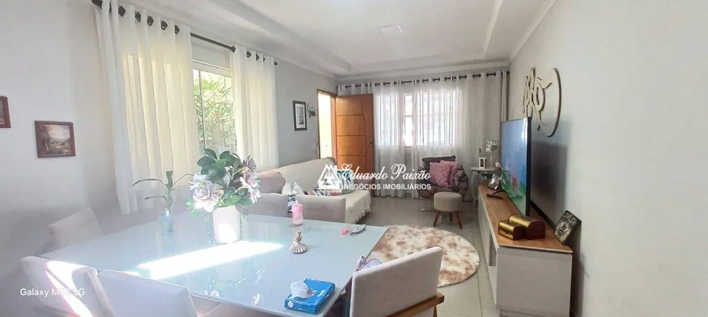 Sobrado, 4 quartos, 171 m² - Foto 1