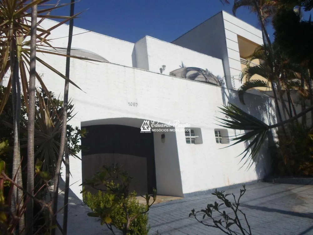 Casa, 4 quartos, 468 m² - Foto 1