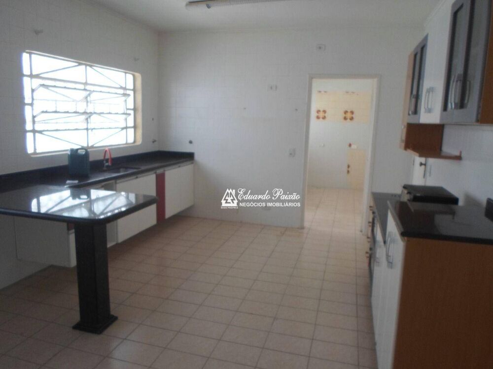 Casa, 4 quartos, 468 m² - Foto 2