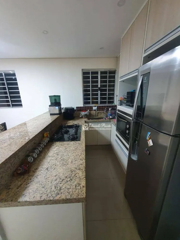 Sobrado, 6 quartos, 150 m² - Foto 3