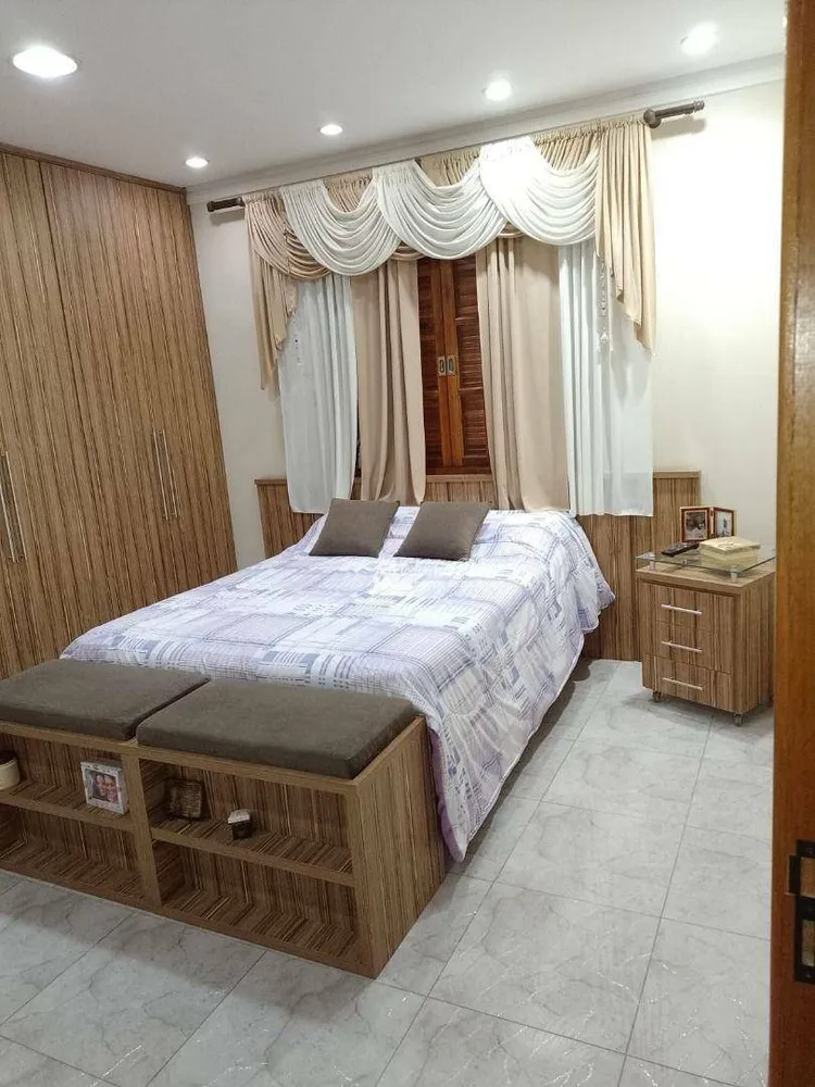 Sobrado, 4 quartos, 283 m² - Foto 16