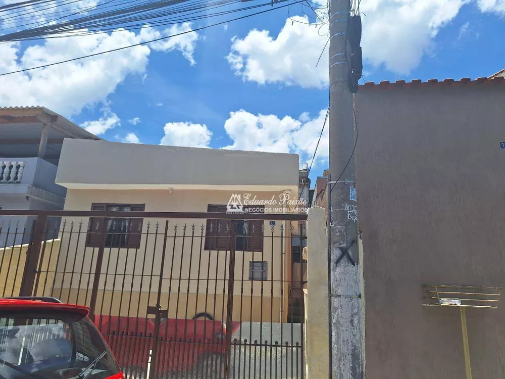 Casa à venda com 3 quartos, 100m² - Foto 1