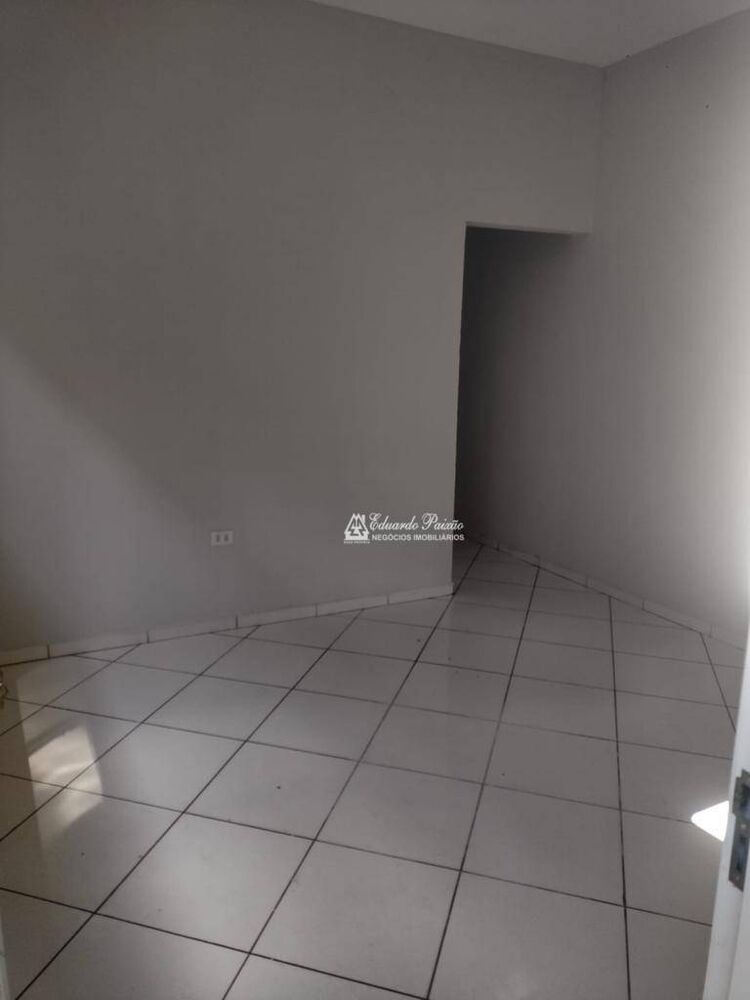 Casa, 4 quartos, 220 m² - Foto 1
