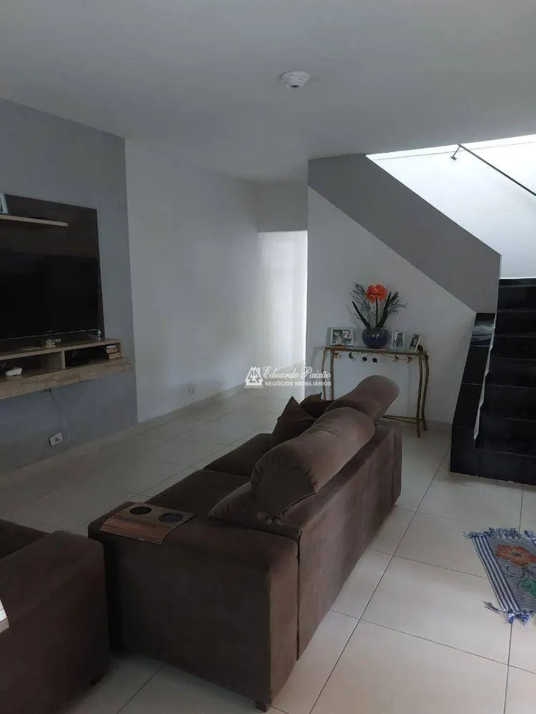 Sobrado, 3 quartos, 304 m² - Foto 7