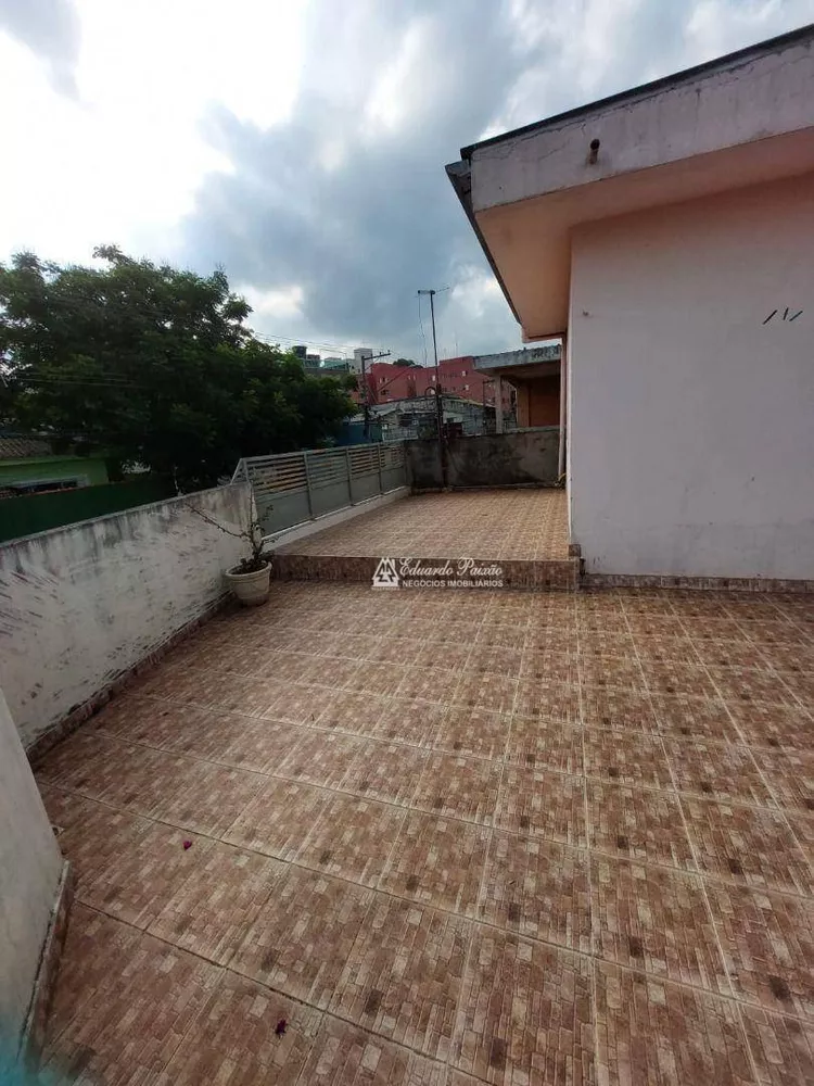 Sobrado à venda com 3 quartos, 304m² - Foto 3