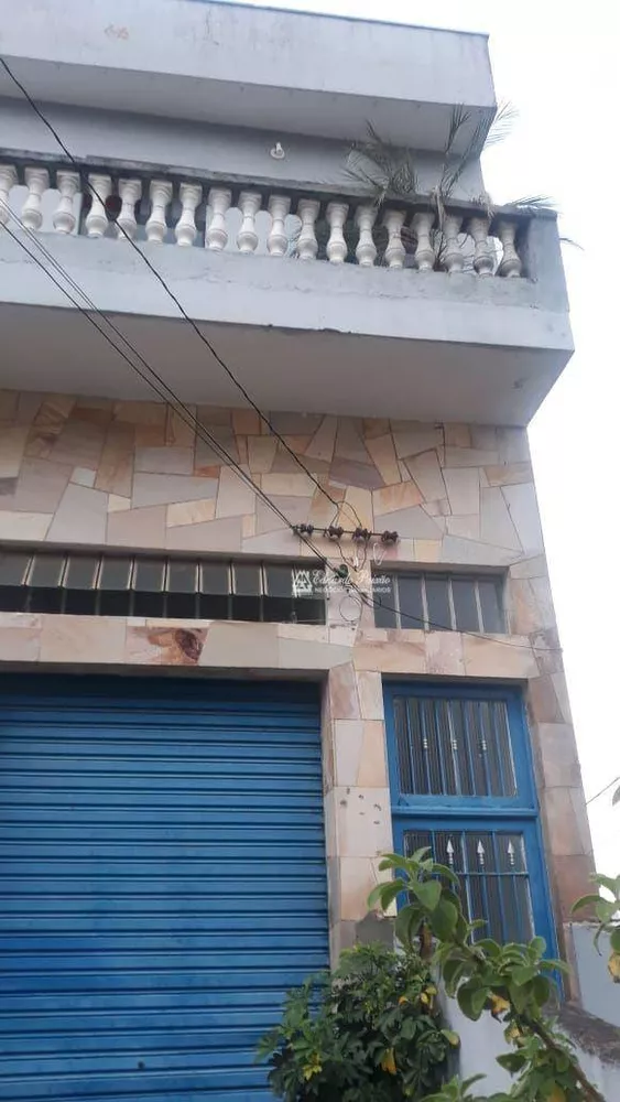 Sobrado à venda com 4 quartos, 400m² - Foto 3