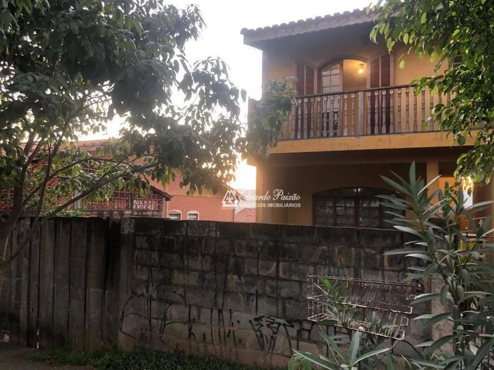 Sobrado, 4 quartos, 308 m² - Foto 1