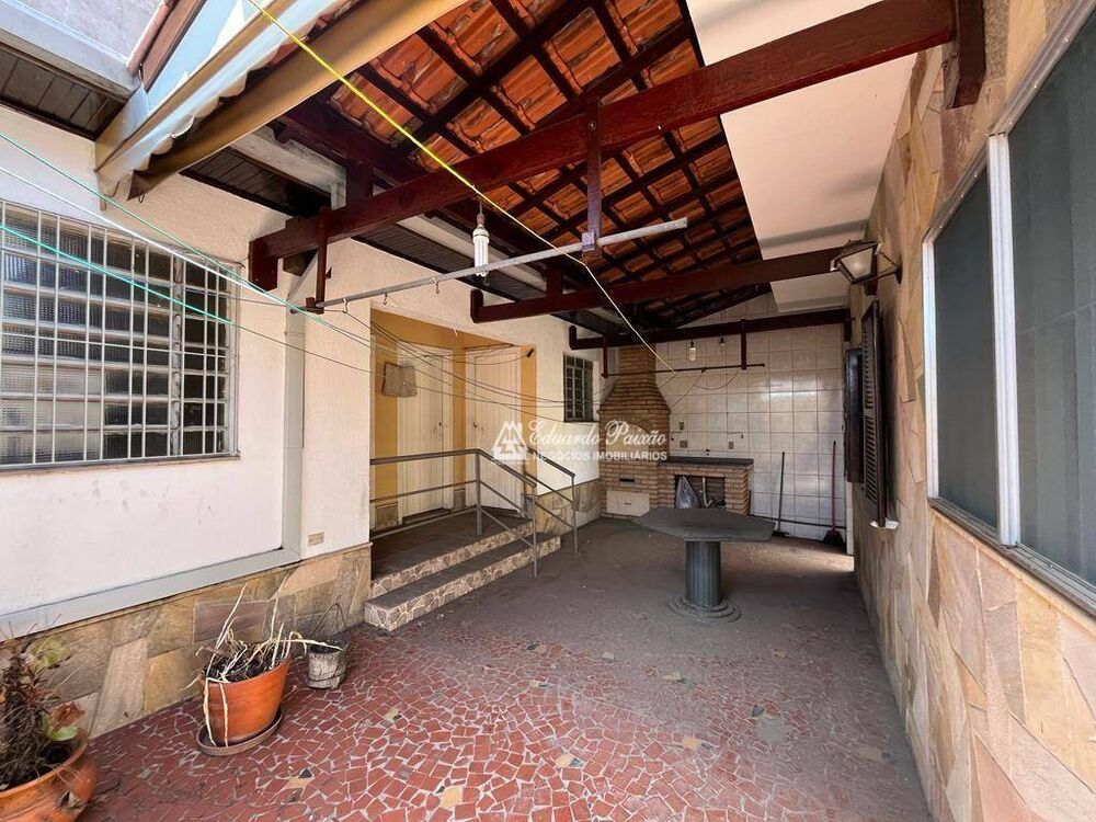 Casa, 3 quartos, 181 m² - Foto 1