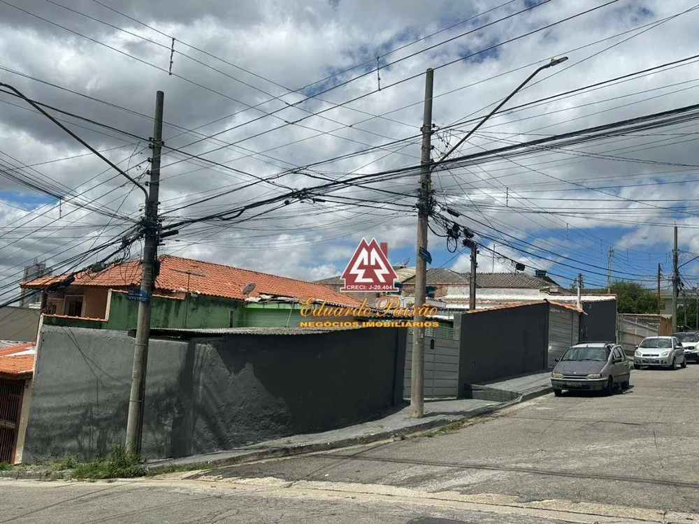 Casa, 1 quarto, 248 m² - Foto 1