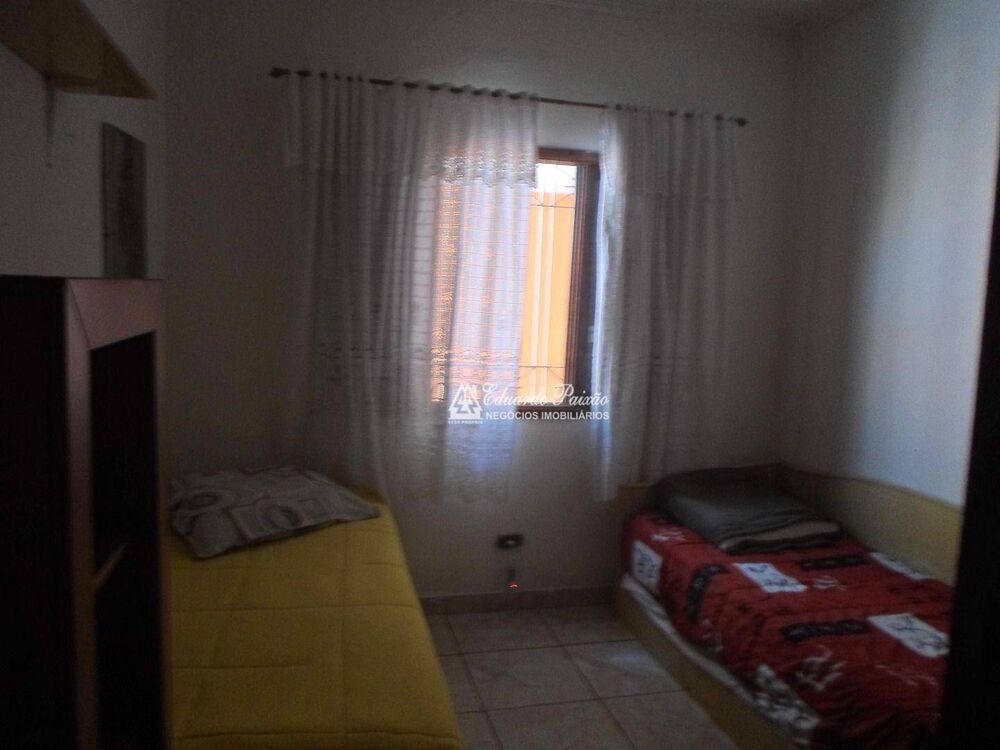 Casa, 3 quartos, 204 m² - Foto 3